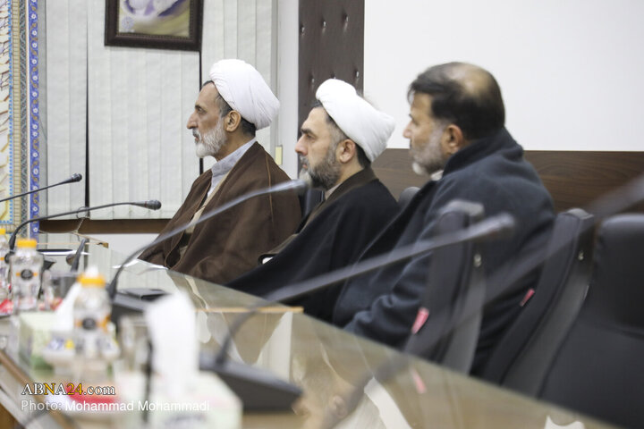 دیدار اعضای پژوهشکده تاریخ و سیره اهل‌بیت (ع) با آیت‌الله رمضانی