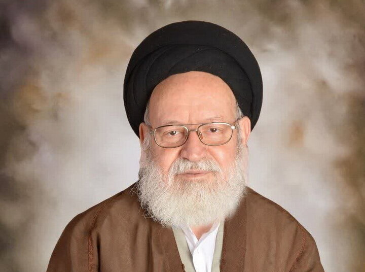 پاسداشت ۳۰ سال خدمت روحانی پیشکسوت به حوزه علمیه و طلاب