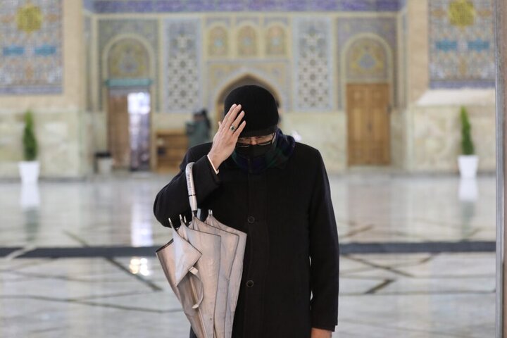 Photos: Snowy atmosphere of Fatima Masoumeh shrine on eve of Hazrat Abbas birth anniversary
