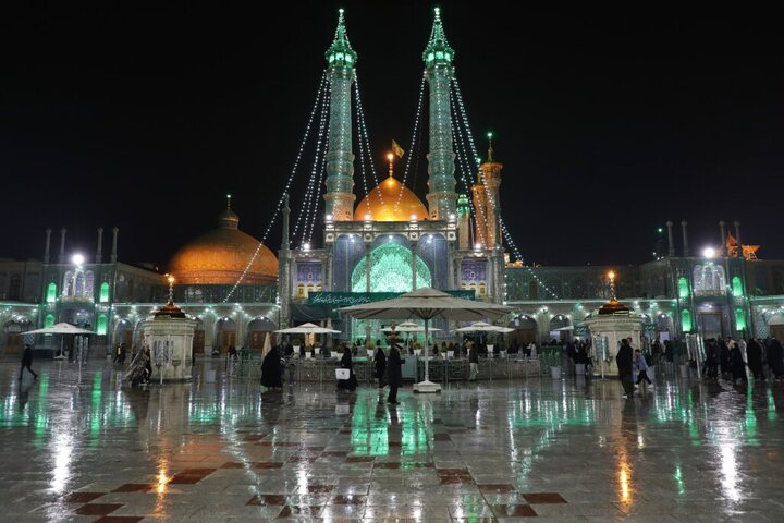 Photos: Snowy atmosphere of Fatima Masoumeh shrine on eve of Hazrat Abbas birth anniversary