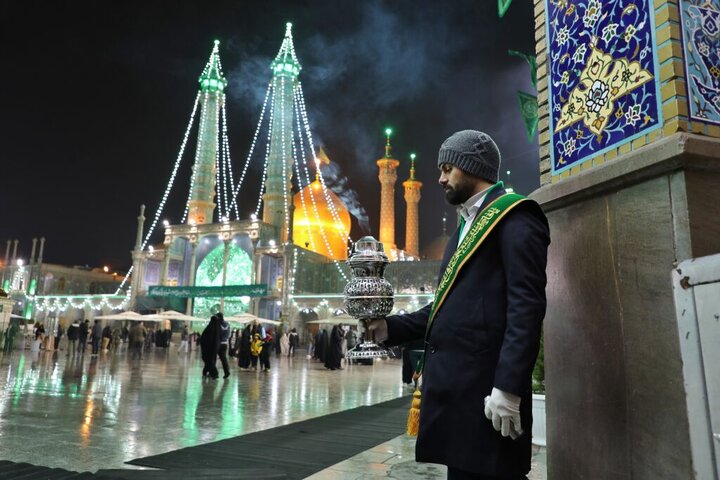 Photos: Snowy atmosphere of Fatima Masoumeh shrine on eve of Hazrat Abbas birth anniversary
