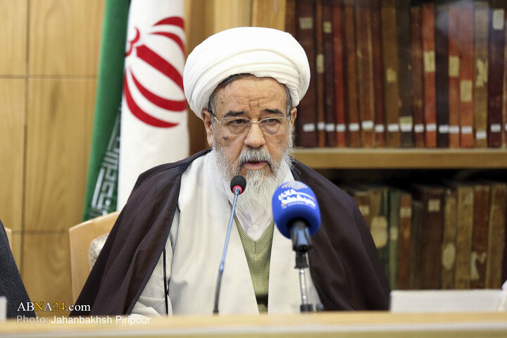 Photos: Commemoration Ceremony of Theological Thoughts of Ayatollah Safi Golpaygani Held in Qom