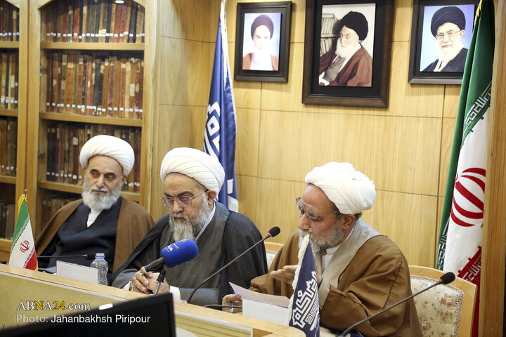 Photos: Commemoration Ceremony of Theological Thoughts of Ayatollah Safi Golpaygani Held in Qom