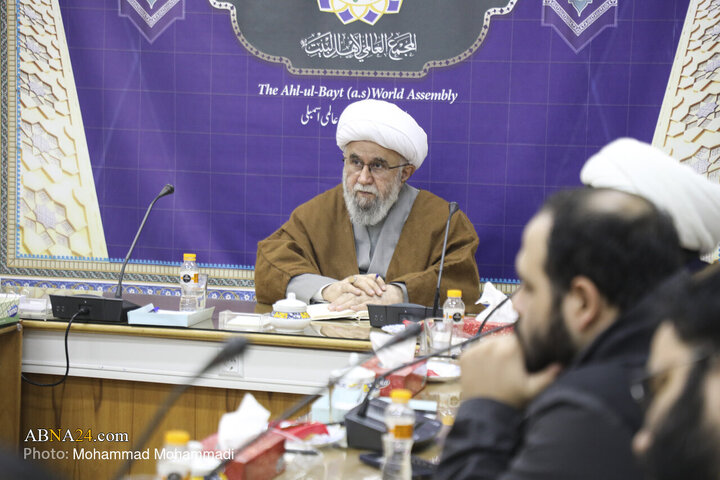 Photos: Members of Moein al-Zoafa Jihadi Group met with Secretary General of AhlulBayt World Assembly