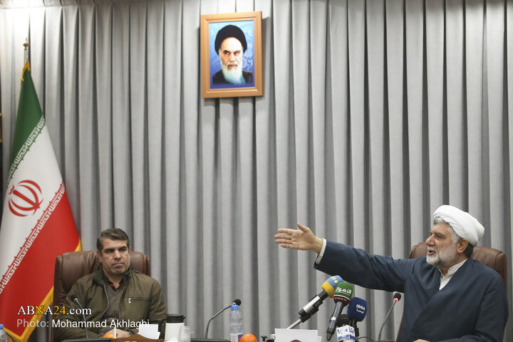 نشست خبری نخستین همایش بین‌المللی تحلیل‌های اخلاقی حامیان جنین شنبه (۴ بهمن ۱۴۰۴) با حضور حجت‌الاسلام والمسلمین دکتر علیرضا آل‌بویه، دبیر علمی همایش
