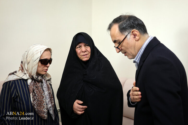 Photos: Supreme Leader’s representatives visit Iranian veterans’ homes