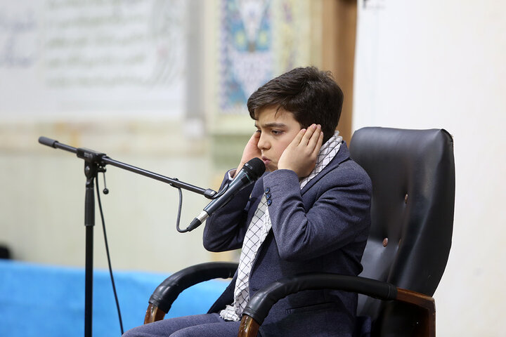 Photos: Honoring veterans of Qom province at Hazrat Masoumeh shrine
