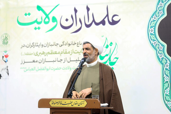 Photos: Honoring veterans of Qom province at Hazrat Masoumeh shrine