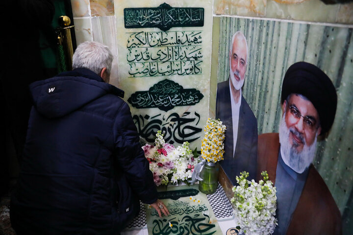 Photos: Unveiling of Martyr Izadi’s Tombstone at Hazrat Masoumeh Holy Shrine