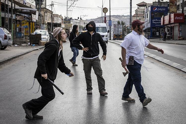 Israeli Forces, Settlers Launch Coordinated Attacks Across West Bank, Al-Quds