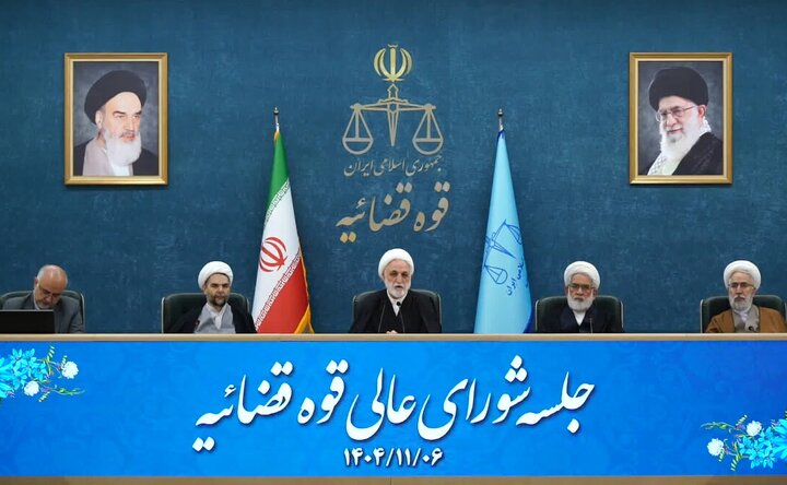 مبارزه بی‌امان با فساد اقتصادی/ مسئولان به میان مردم بروند و به فکر اصلاح و رفع مشکلات باشند
