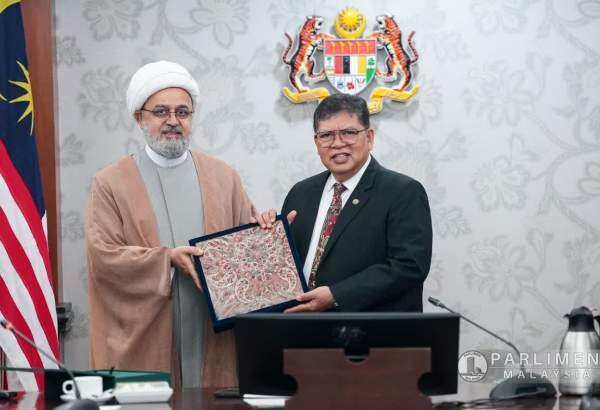 Expansion of Islamic Unity Diplomacy in Meeting Between Dr. Shahriari and Speaker of Malaysia’s Parliament
