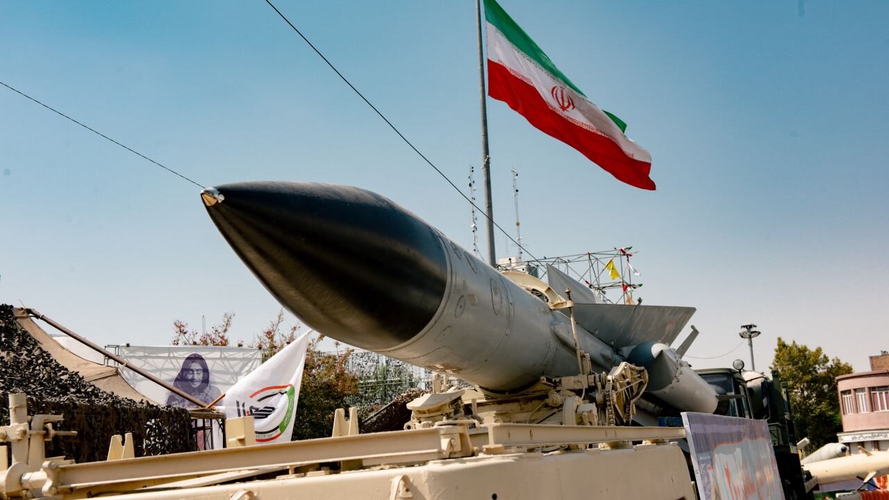 Militar iraní: Vemos “objetivo accesible” portaviones de EEUU en región