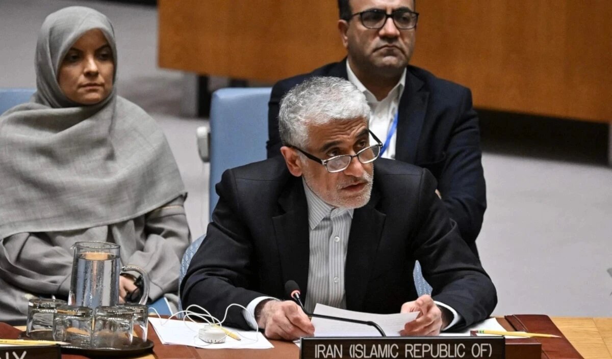آمریکا مانند دزدان دریایی و تروریست‌ها عمل می‌کند