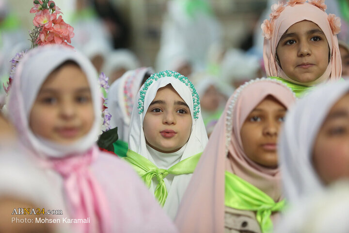 مراسم جشن تکلیف دو هزار دختر ۹ ساله در حرم حضرت فاطمه معصومه(س)