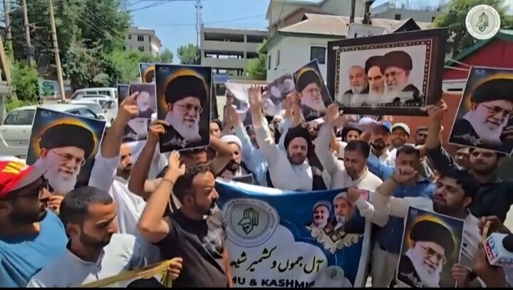 ویدیو | تجمع باشکوه در هند و محکومیت تهدید آمریکا علیه مردم و رهبر ایران