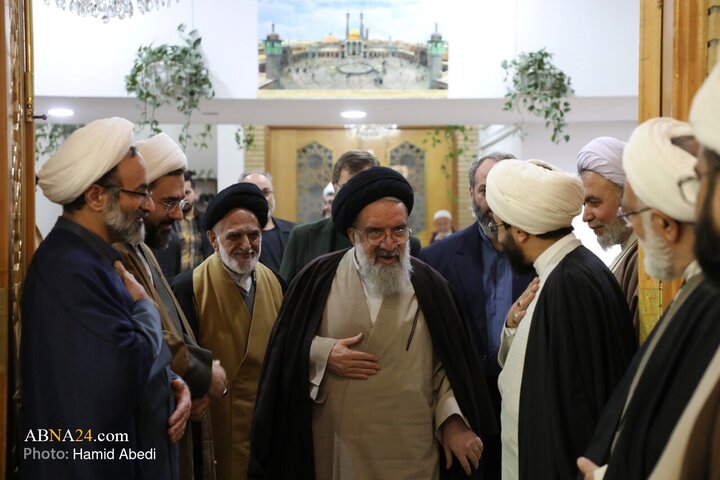 مراسم گرامیداشت شهدای اغتشاشات اخیر در حرم حضرت معصومه(س)