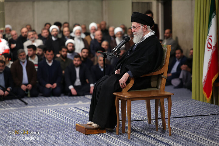 دیدار هزاران نفر از اقشار مختلف مردم با رهبر انقلاب