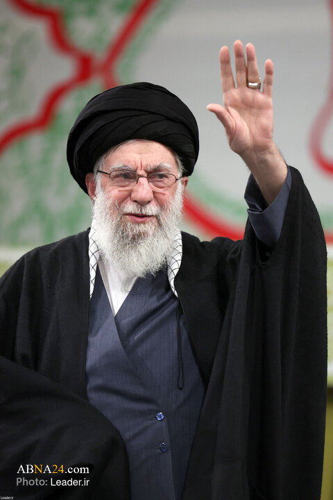 Leader