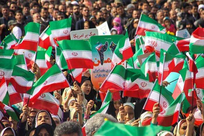 از رژه موتوری بسیج تا فجر مهدوی؛ تشریح برنامه‌های دهه فجر سپاه ناحیه مرکزی رشت