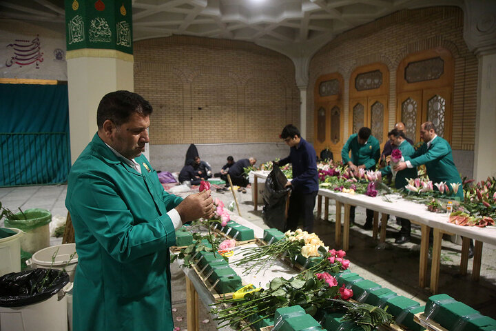 Photos: Hazrat Masoumeh shrine adorned with flowers on eve of Mid‑Sha’ban