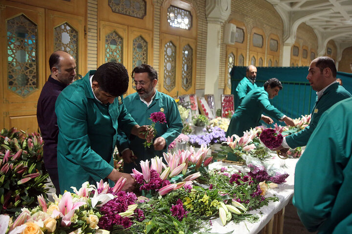 Photos: Hazrat Masoumeh shrine adorned with flowers on eve of Mid‑Sha’ban