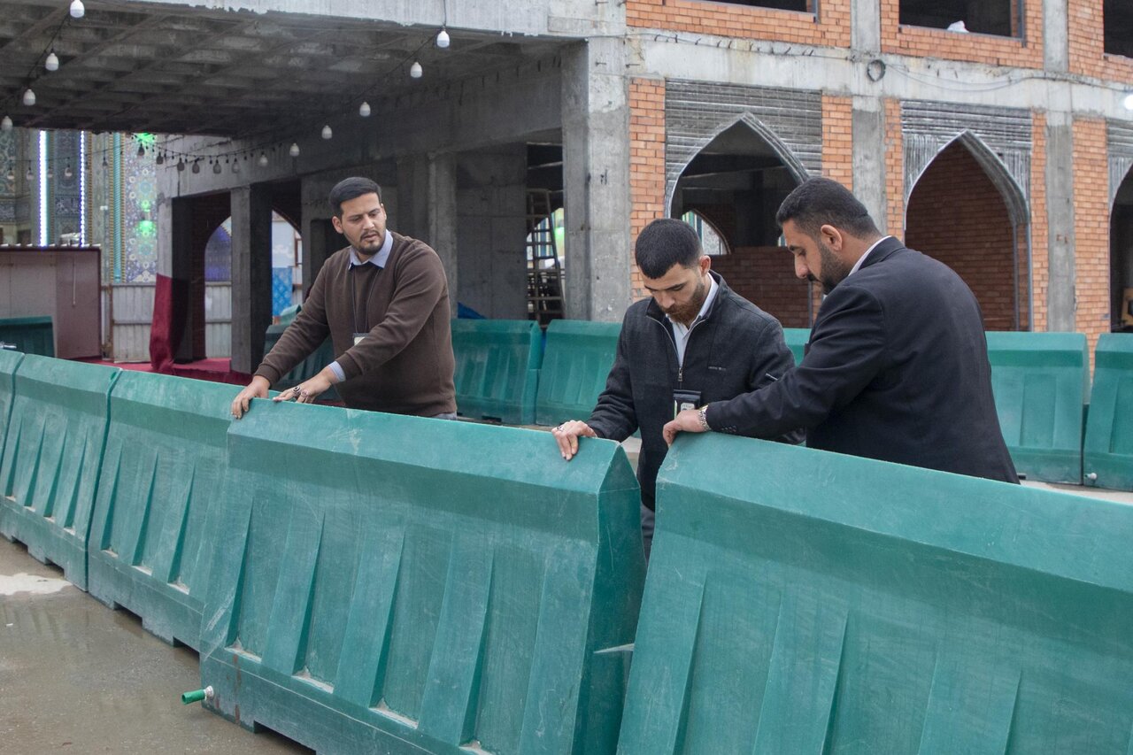 Courtyard of Lady Umm al-Baneen preparing to facilitate movement of visitors on eve of 15th of Sha'ban (+Photos)