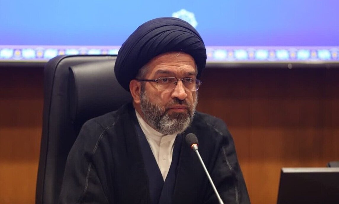 فعالیت رواق اختصاصی نوجوانان در حرم بانوی کرامت/ مراسم احیای شب نیمه شعبان برگزار می‌شود
