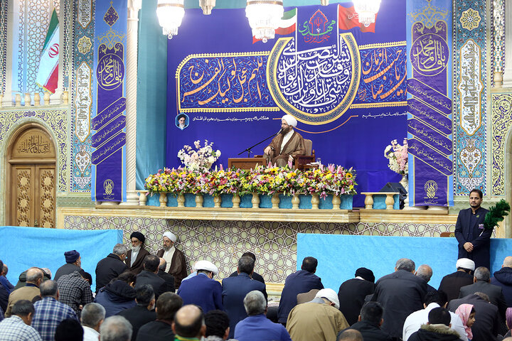 جشن شام میلاد حضرت مهدی (عج) در حرم بانوی کرامت برگزار شد
