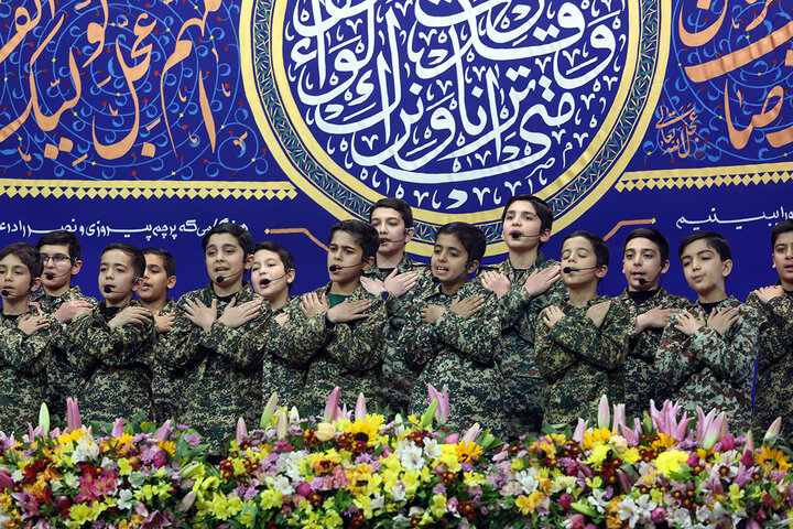 جشن شام میلاد حضرت مهدی (عج) در حرم بانوی کرامت برگزار شد
