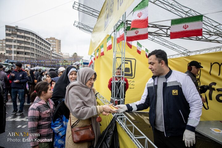 جتماع خانوادگی منتظران مهدی(عج) و بزرگداشت یاد شهدای اخیر