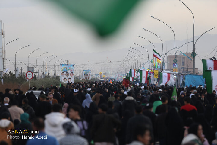 Photos (1): Mid‑Sha’ban Night at Jamkaran Mosque