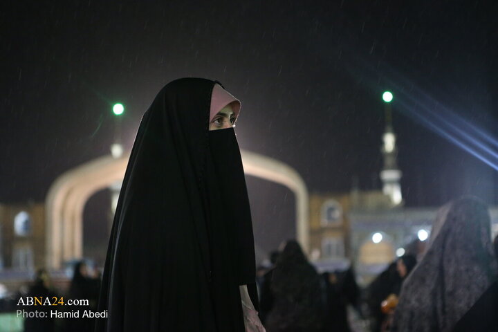 Photos (2): Mid‑Sha’ban Night at Jamkaran Mosque