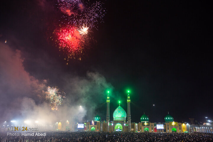 Photos (2): Mid‑Sha’ban Night at Jamkaran Mosque