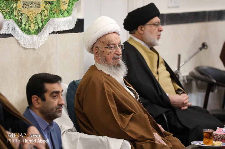 Photos: Turban‑Donning Ceremony for Seminary Students Held on Mid‑Sha’ban
