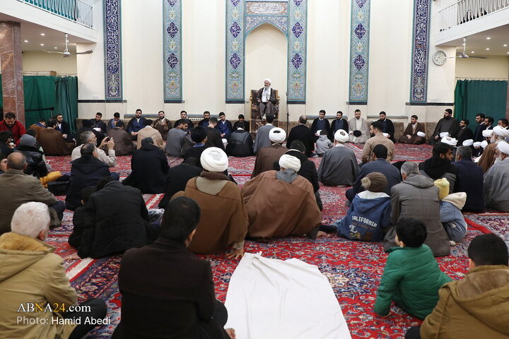 Photos: Turban‑Donning Ceremony for Seminary Students Held on Mid‑Sha’ban