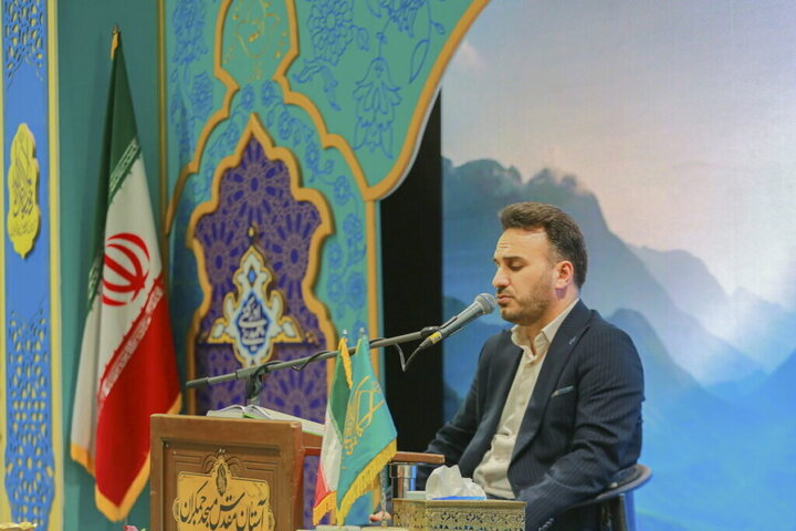 Photos: Qur’an Recitation Session Held by Servants of Hazrat Masoumeh Holy Shrine at Jamkaran Mosque