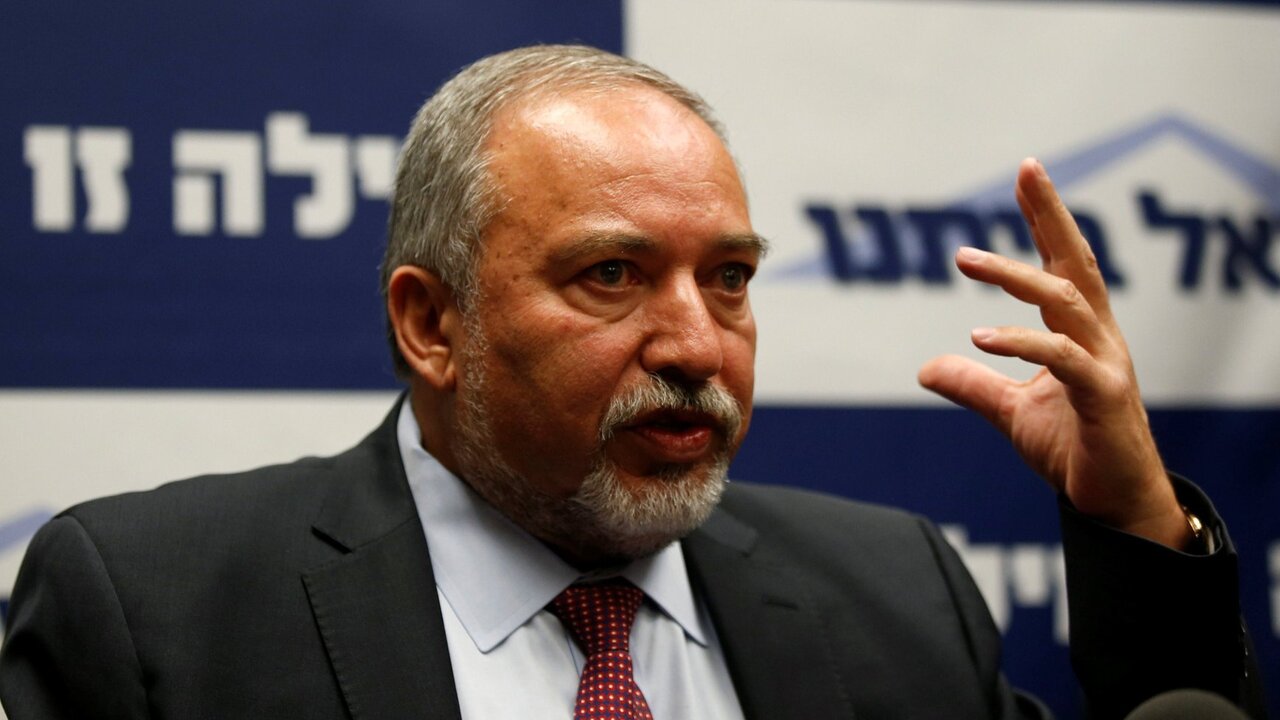 Ex-Israeli minister calls for safe shelters for settlers