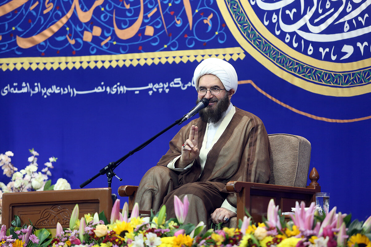 مرجعیت، راهنمای بشر عصر غیبت در مسیر ظهور است