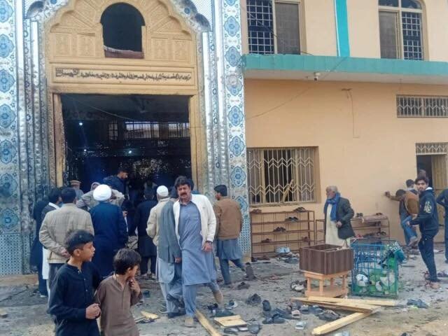 داعش مسئولیت حمله به مسجد شیعیان در پاکستان را بر عهده گرفت