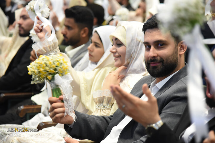 جشن ازدواج ۳۱۳ زوج بسیجی در حرم مطهر امام رضا(ع)