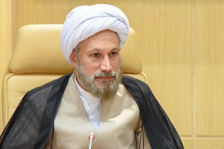 غیردولتی بودن مسجد به معنای عدم تعامل با دولت نیست