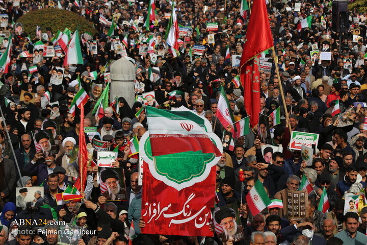 Photos: 22 Bahman rally in Isfahan
