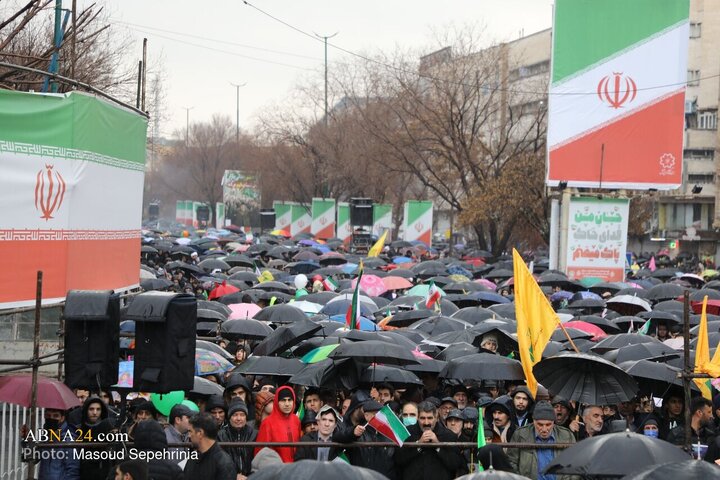 Photos: People of Tabriz mark 22 Bahman