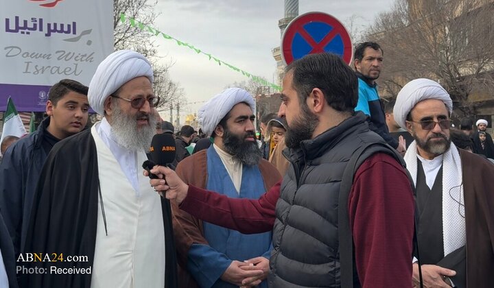عکس خبری | حضور علما و اساتید حوزه در راهپیمایی ۲۲ بهمن