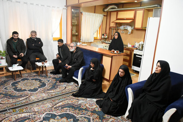 دیدار آیت الله رمضانی با خانواده شهید سلیمانی پیشه شهید مدافع امنیت گیلان