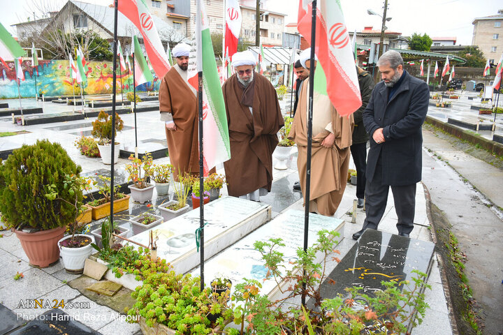 حضور آیت الله رمضانی در مسجد امام رضا(ع) و گلزار شهدای این مسجد در رودسر