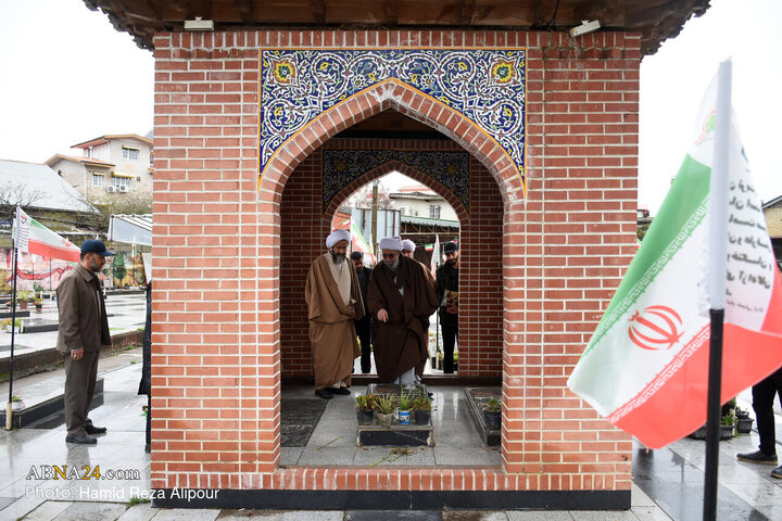 حضور آیت الله رمضانی در مسجد امام رضا(ع) و گلزار شهدای این مسجد در رودسر