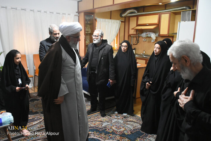 Photos: Ayatollah Ramezani Meets with Family of Gilan’s Martyred Security Defender