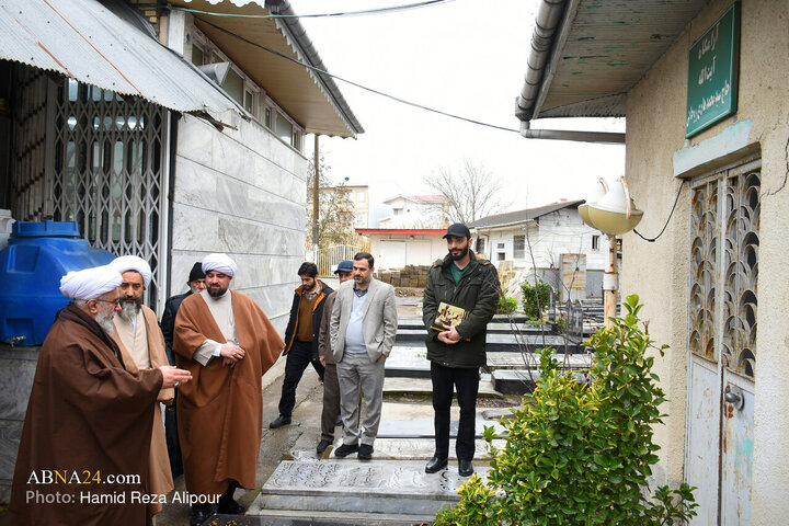 Photos: Ayatollah Ramazani Visits Imam Reza Mosque, Martyrs’ Cemetery in Rudsar